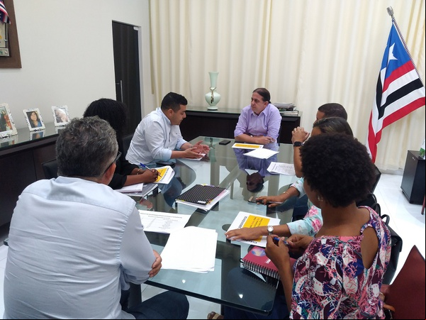 Reunião com o prefeito de Caxias, Fábio Gentil para a apresentação do diagnostico e criação de comitê do projeto Juventude Viva