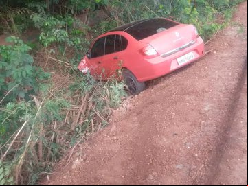 Homem de 56 anos morre após colidir de frente com carro em Teresina; motorista fugiu do local